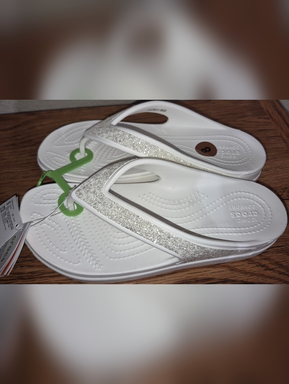 NWT's Crocs Womens Sloane Glitter Flip Flop Wedge Sandals Size 8 - Picture 2 of 4